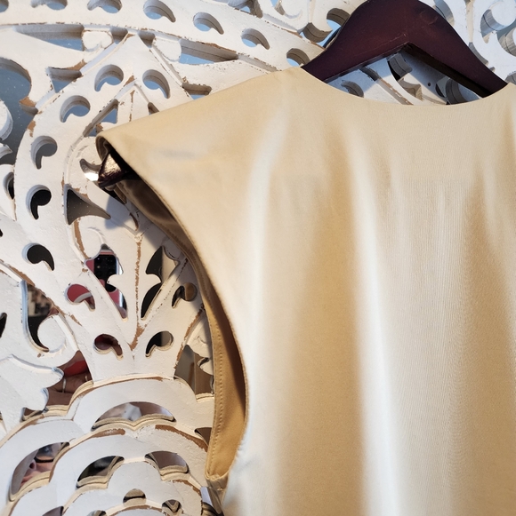 ET CLET BODYSUIT IN TAN CREW NECK WITH SHOULDER PADS NWOT SIZE MEDIUM - Picture 12 of 12